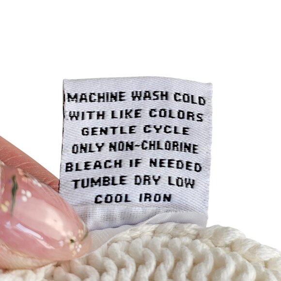 525 America White Knit Long Sleeve Sweater With Pink Love Sz M - Picture 8 of 8